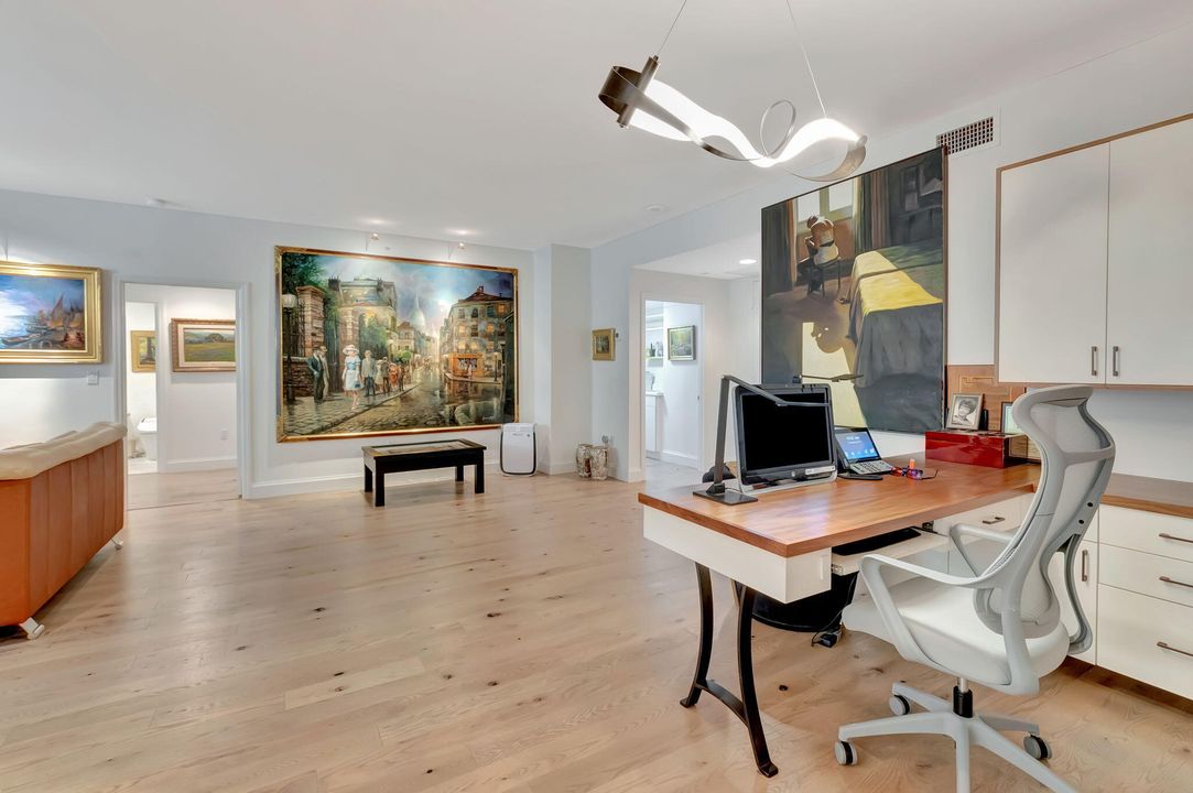 For Sale: $1,595,000 (2 beds, 2 baths, 2005 Square Feet)