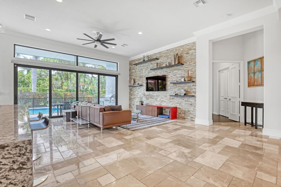 For Sale: $1,899,000 (5 beds, 4 baths, 3725 Square Feet)