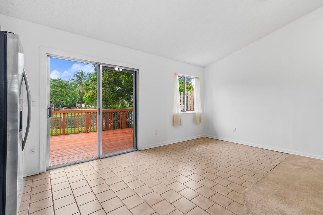 For Sale: $525,000 (3 beds, 2 baths, 1347 Square Feet)