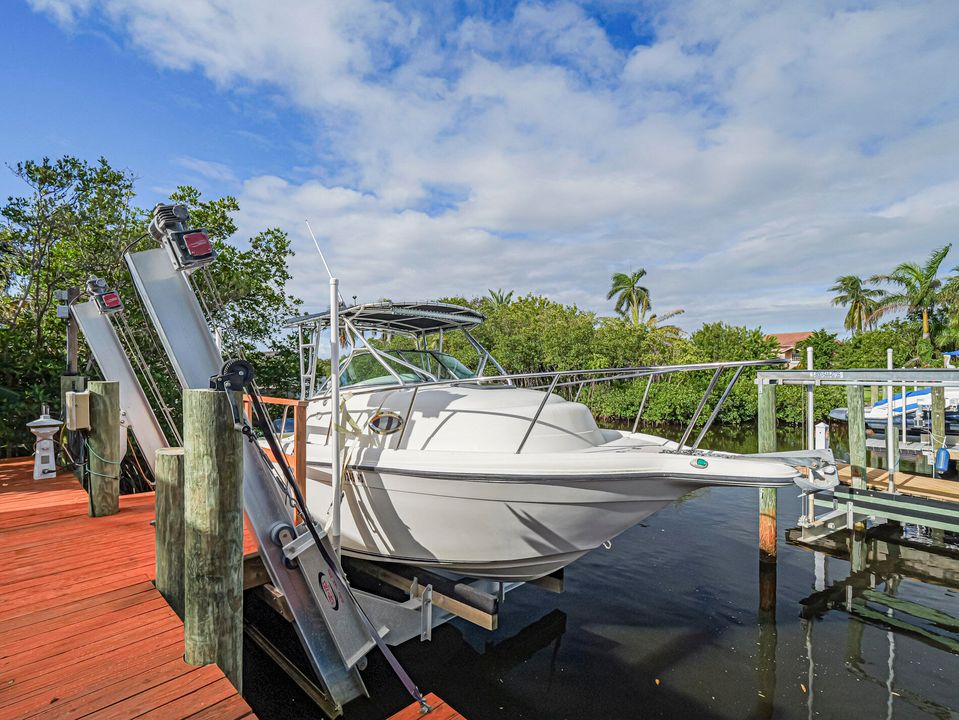 For Sale: $1,550,000 (3 beds, 3 baths, 2267 Square Feet)