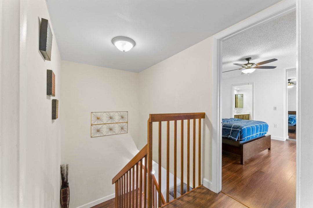 For Sale: $275,000 (2 beds, 2 baths, 1236 Square Feet)