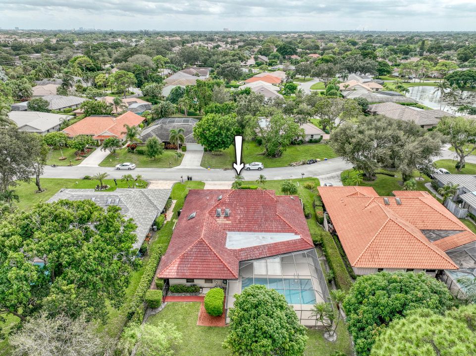 For Sale: $997,000 (4 beds, 2 baths, 2486 Square Feet)