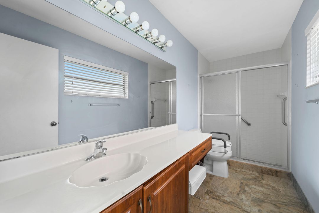 For Sale: $259,000 (2 beds, 2 baths, 1345 Square Feet)