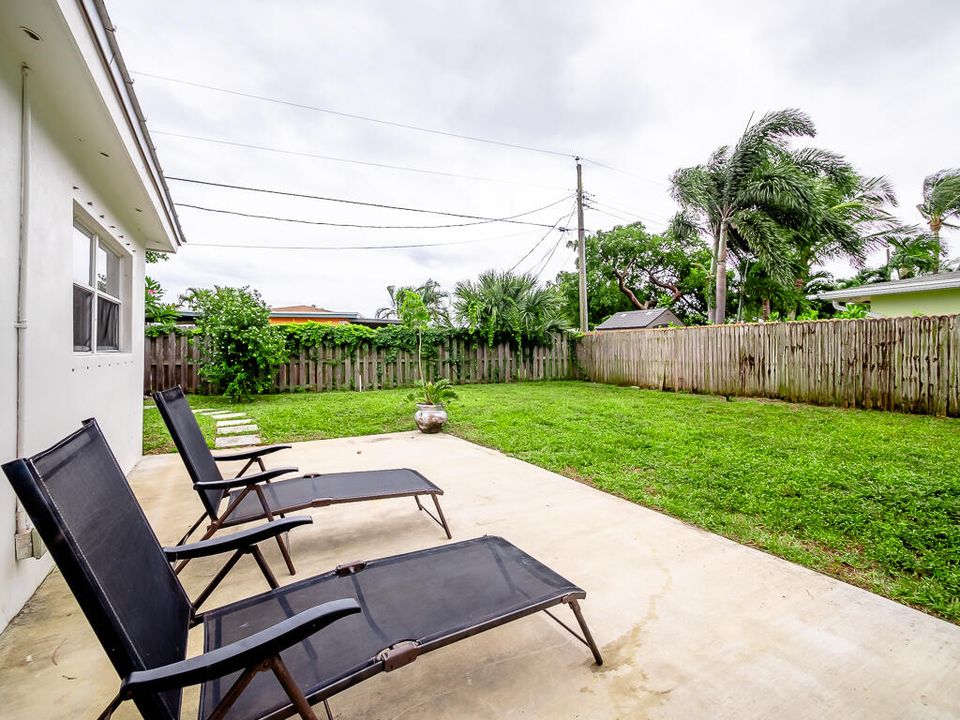 For Sale: $625,000 (3 beds, 2 baths, 1080 Square Feet)