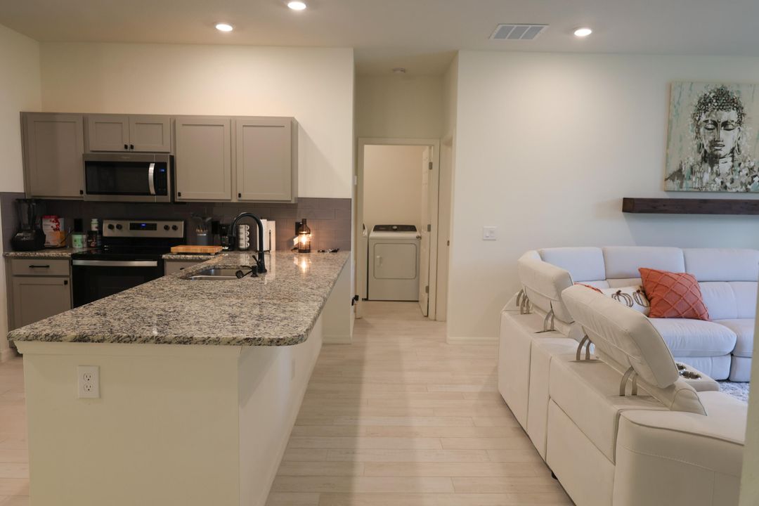 For Sale: $395,000 (3 beds, 2 baths, 1626 Square Feet)