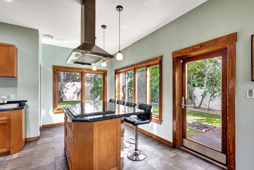 For Sale: $899,000 (4 beds, 3 baths, 2710 Square Feet)