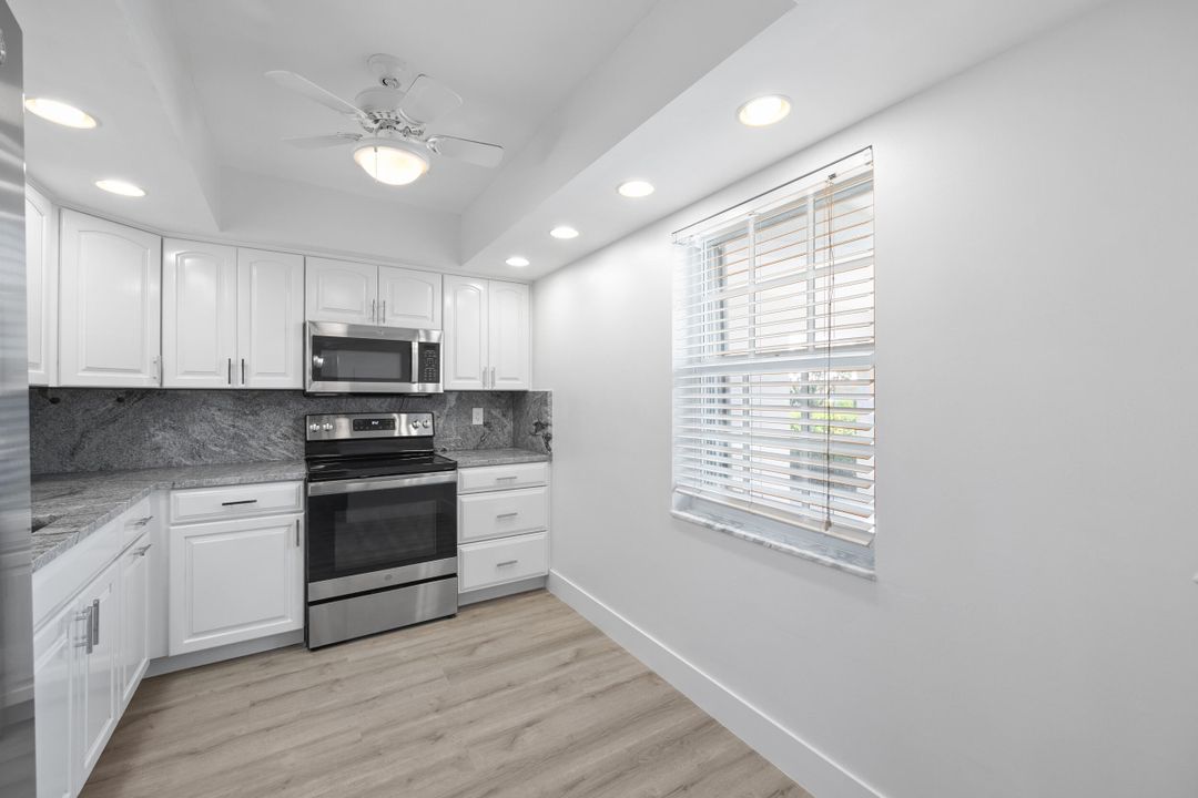 For Sale: $380,000 (2 beds, 2 baths, 1190 Square Feet)