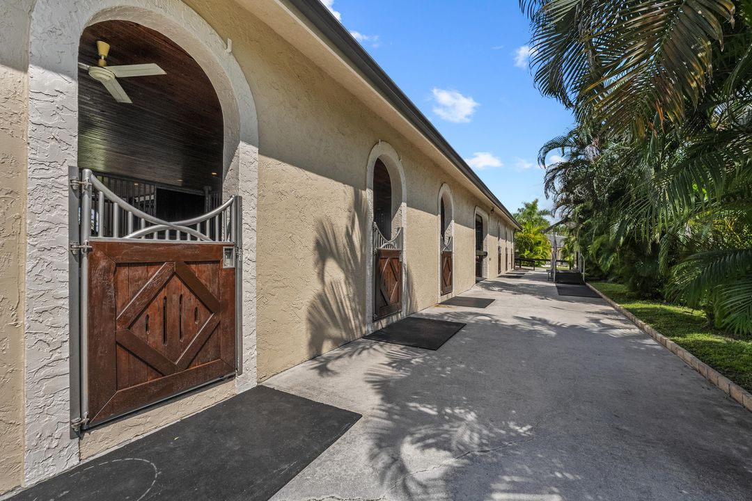 For Sale: $7,500,000 (4 beds, 4 baths, 7511 Square Feet)