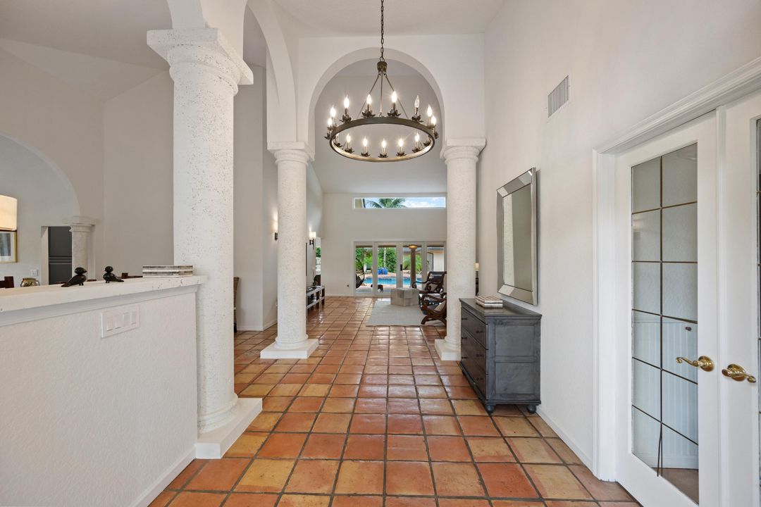 For Sale: $7,500,000 (4 beds, 4 baths, 7511 Square Feet)