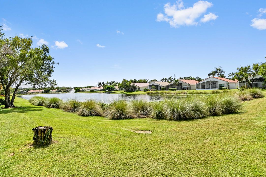 For Sale: $522,900 (3 beds, 2 baths, 2433 Square Feet)