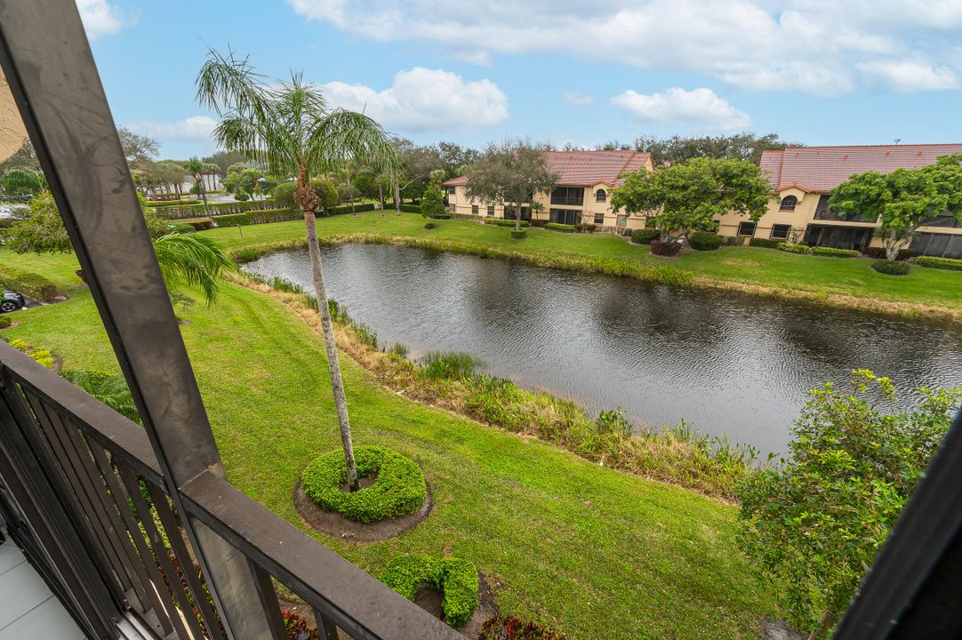 For Sale: $299,000 (3 beds, 2 baths, 1333 Square Feet)