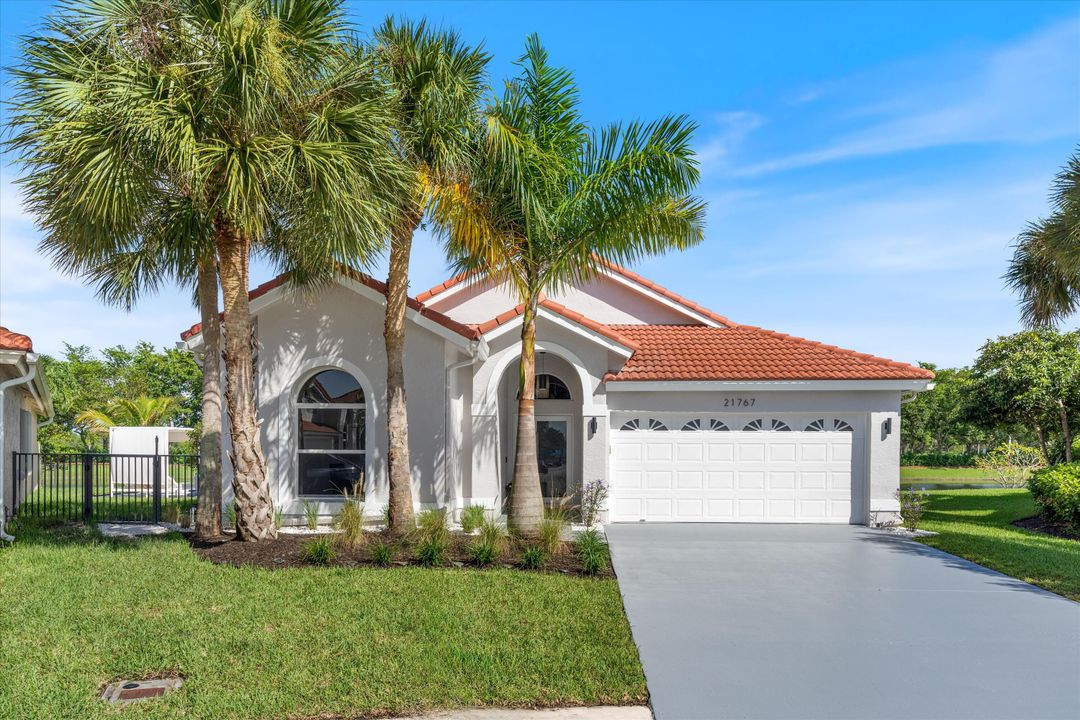 For Sale: $1,075,000 (3 beds, 2 baths, 1640 Square Feet)