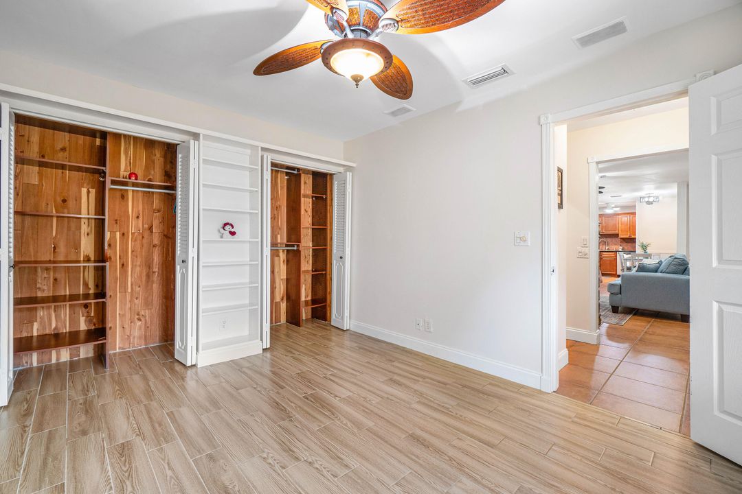 For Sale: $295,000 (2 beds, 2 baths, 1188 Square Feet)