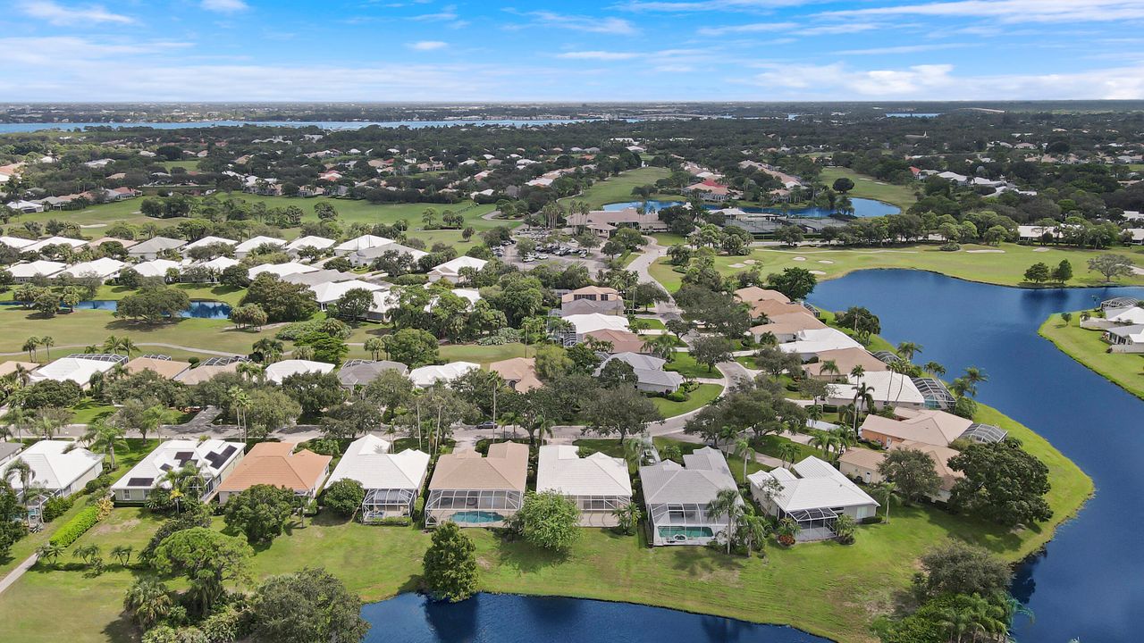 For Sale: $489,000 (3 beds, 2 baths, 1793 Square Feet)