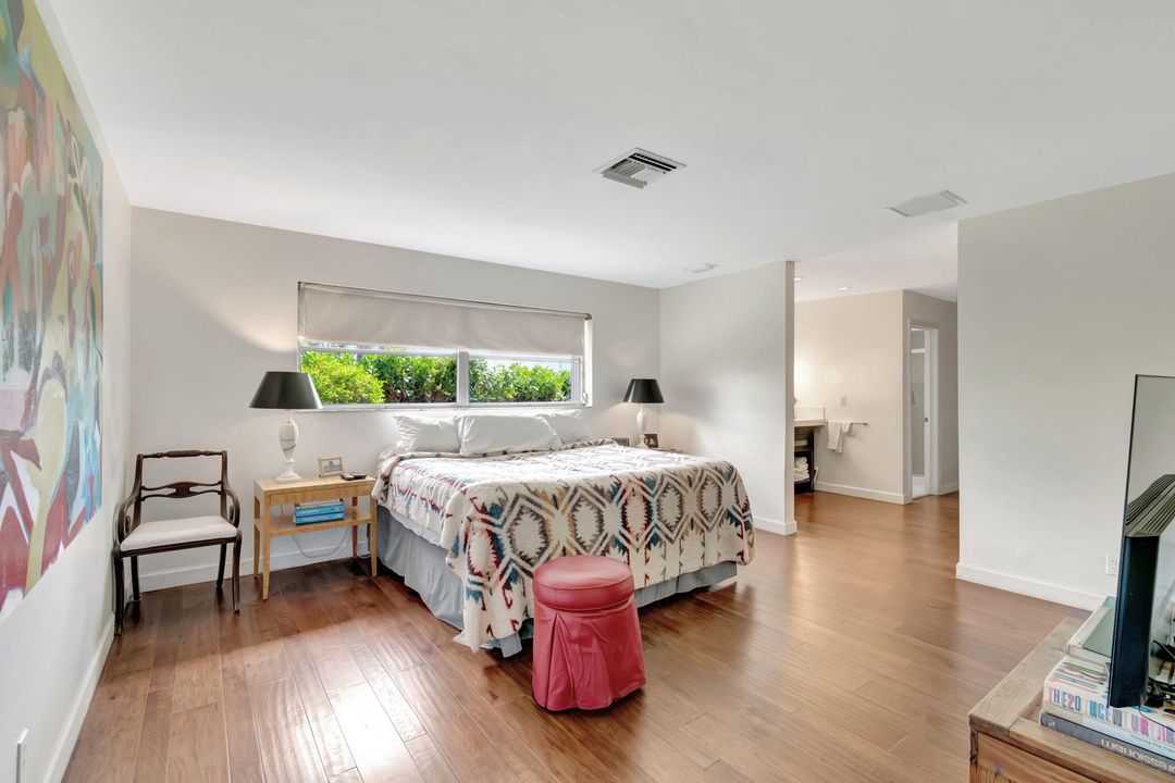 For Sale: $685,000 (3 beds, 2 baths, 2030 Square Feet)