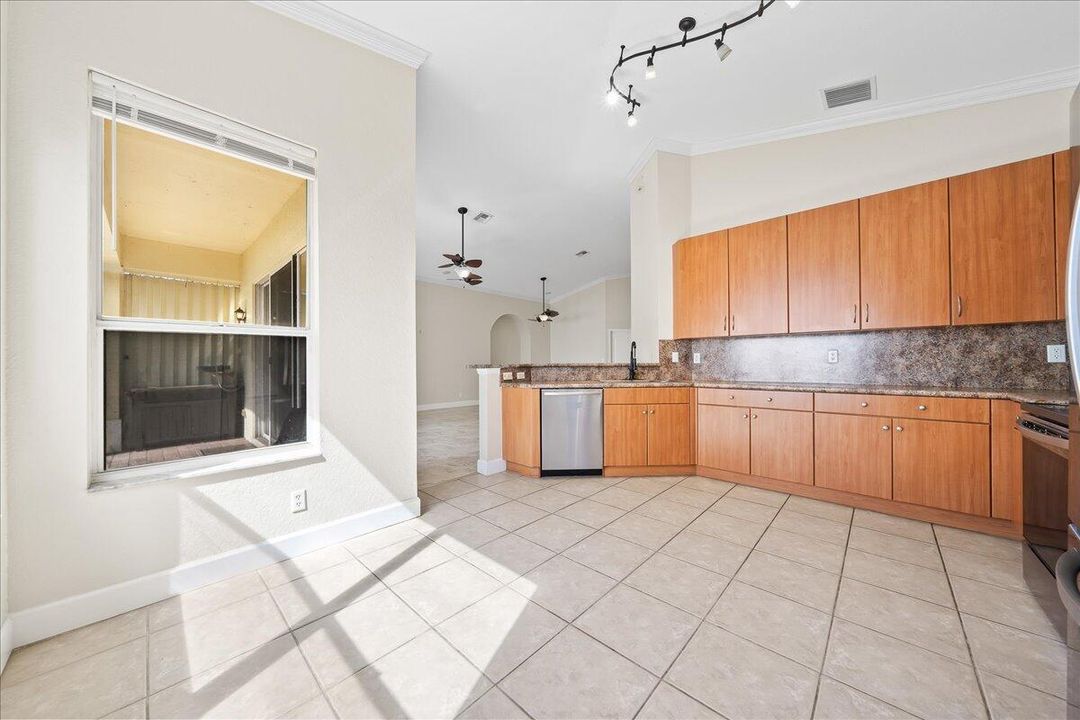 For Sale: $369,000 (3 beds, 2 baths, 1766 Square Feet)