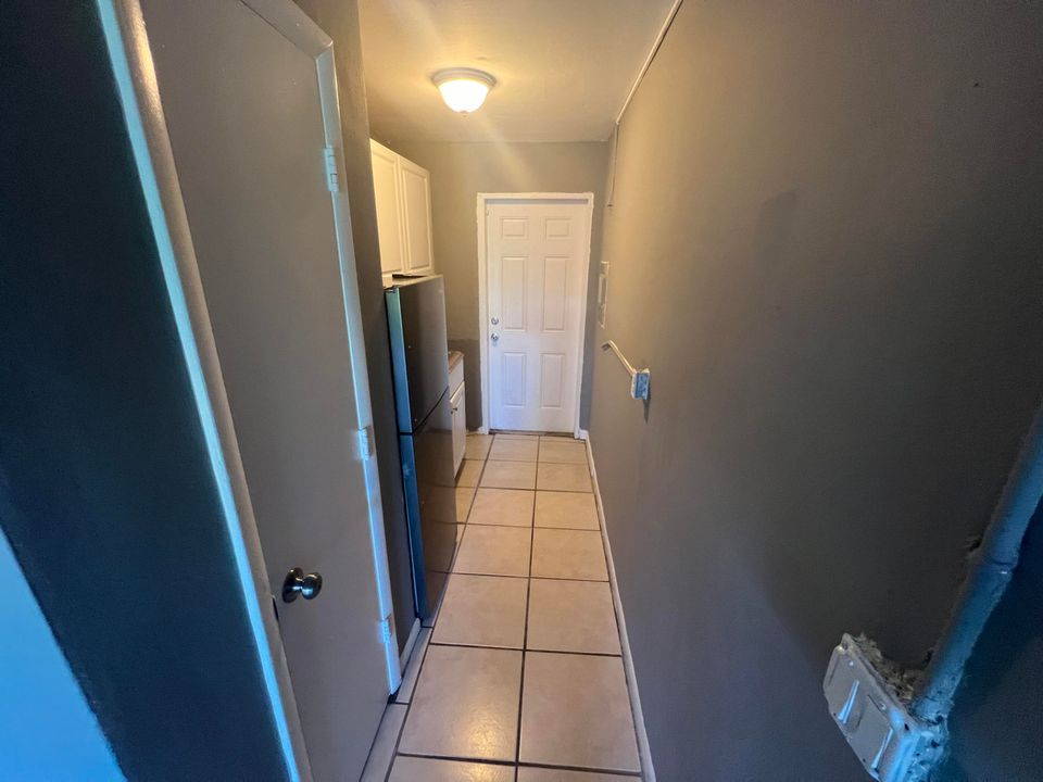 For Rent: $2,100 (2 beds, 1 baths, 623 Square Feet)