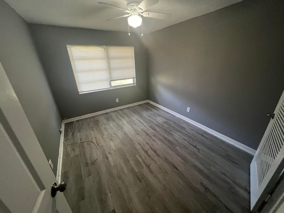 For Rent: $2,100 (2 beds, 1 baths, 623 Square Feet)