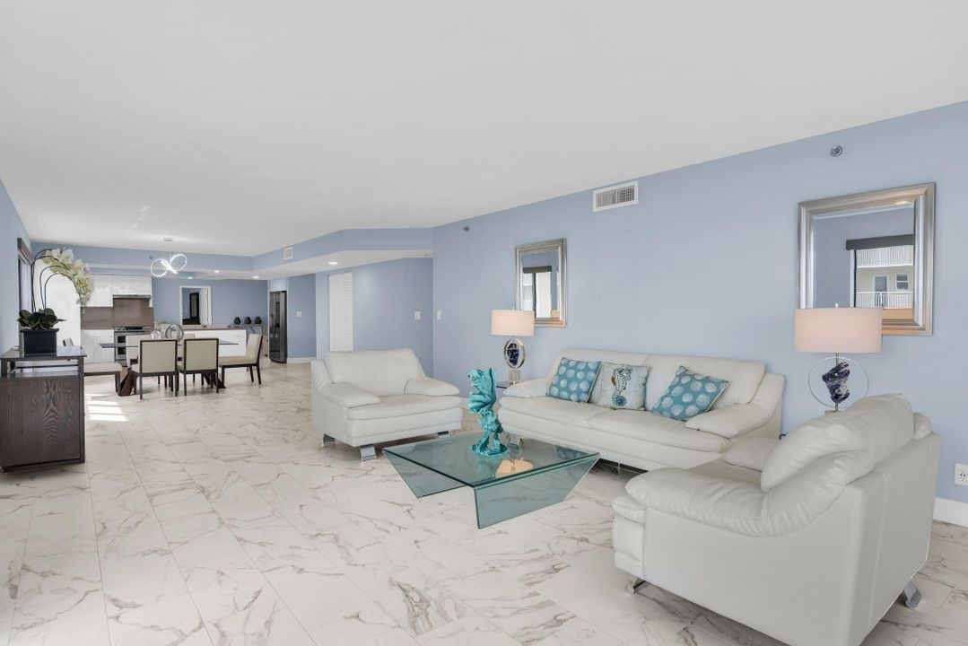 For Sale: $1,350,000 (2 beds, 2 baths, 2320 Square Feet)