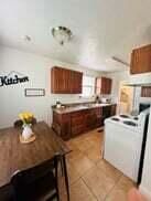 For Sale: $165,000 (3 beds, 1 baths, 882 Square Feet)