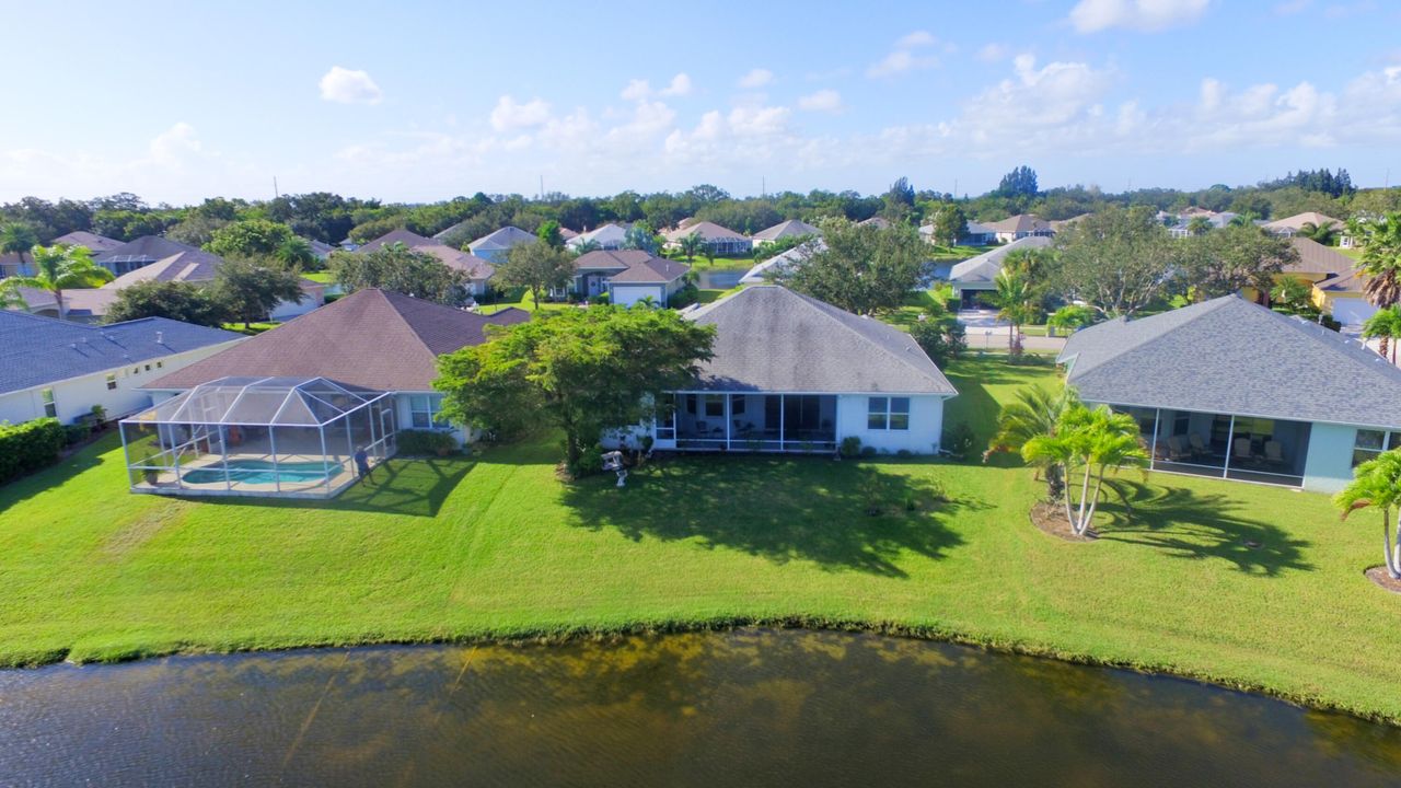 For Sale: $424,900 (3 beds, 2 baths, 2122 Square Feet)