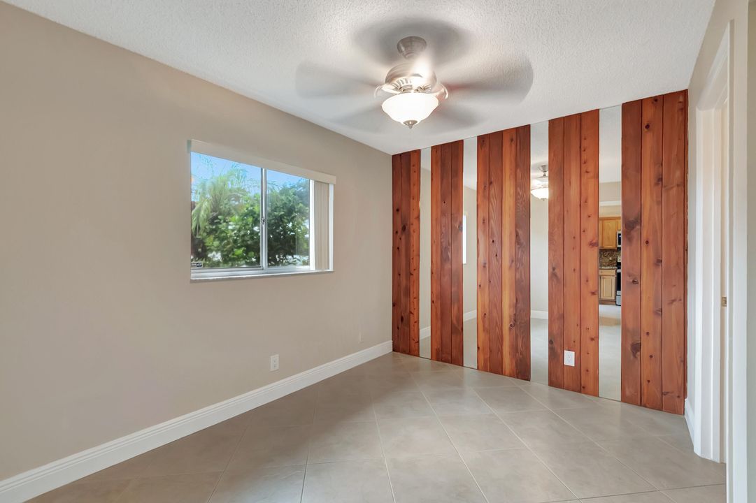 For Sale: $209,000 (2 beds, 2 baths, 863 Square Feet)