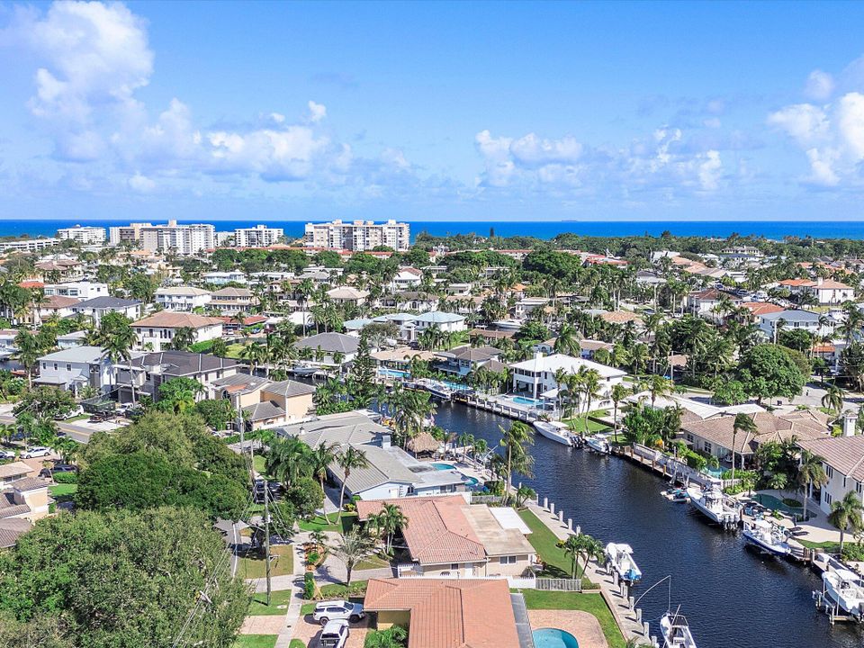 For Sale: $1,599,000 (2 beds, 2 baths, 1609 Square Feet)