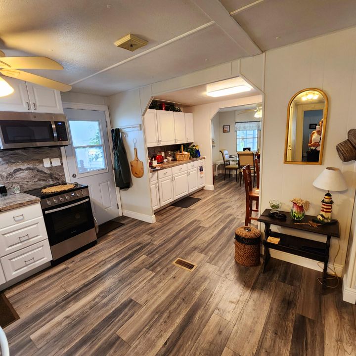 For Sale: $54,999 (2 beds, 2 baths, 1200 Square Feet)