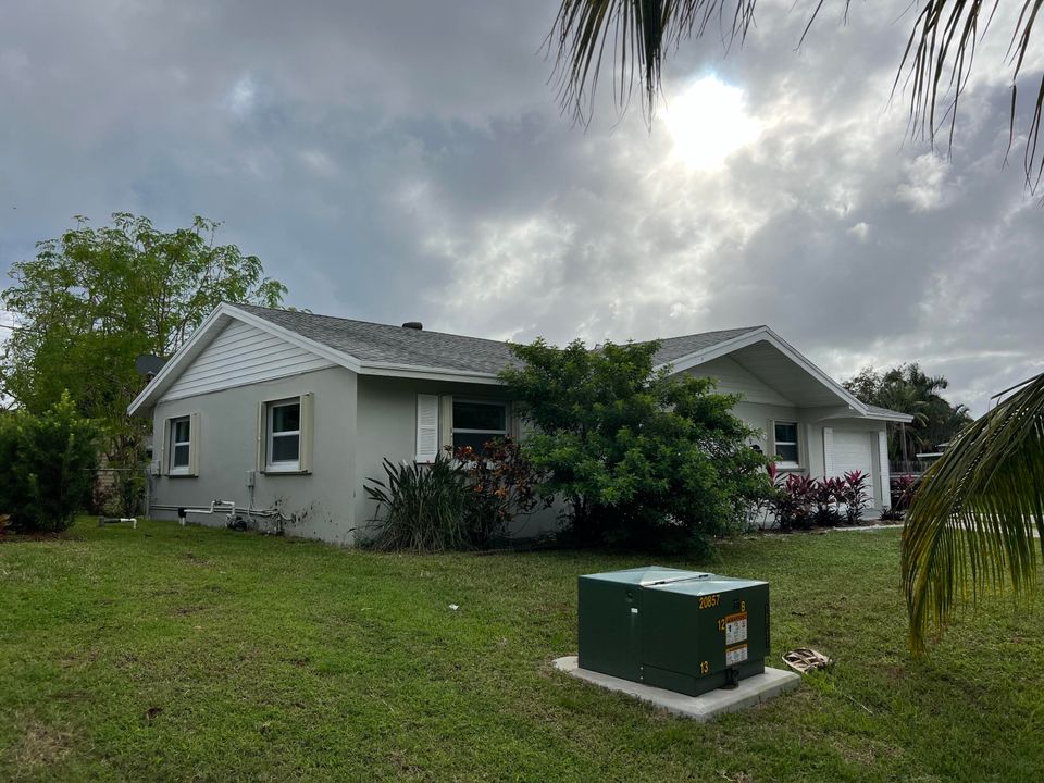 For Sale: $499,000 (3 beds, 2 baths, 1100 Square Feet)