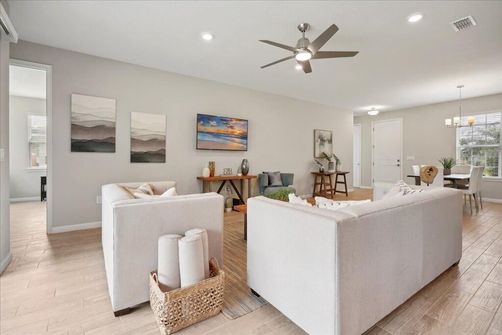 Active With Contract: $363,400 (4 beds, 2 baths, 1753 Square Feet)