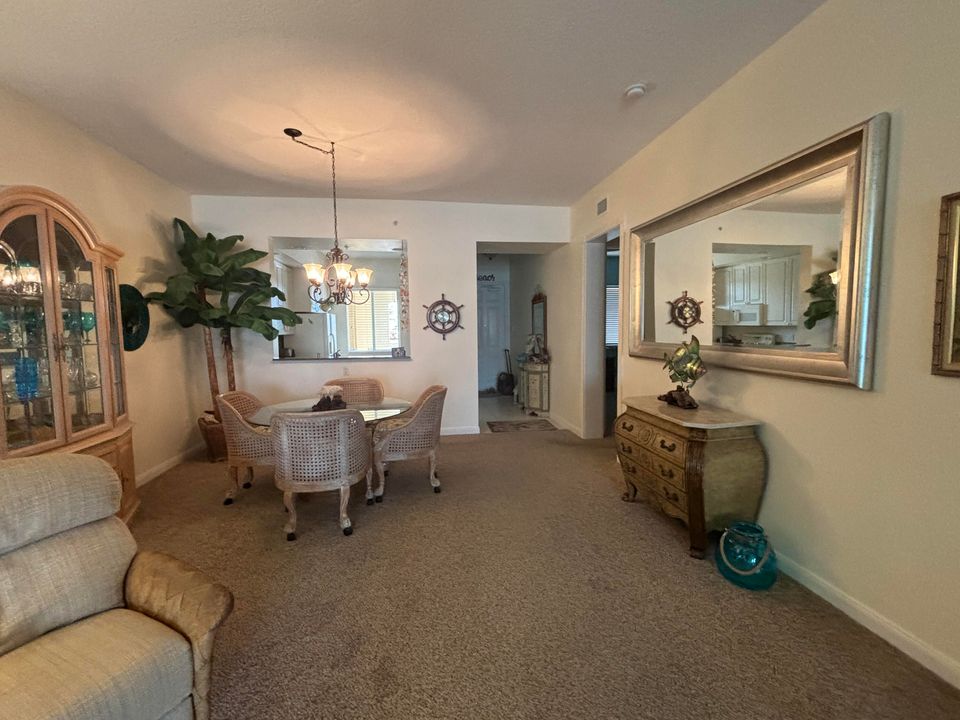 For Sale: $429,000 (2 beds, 2 baths, 1989 Square Feet)