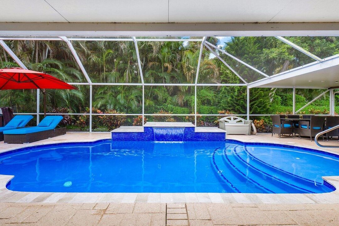 En Venta: $1,899,000 (4 camas, 3 baños, 2617 Pies cuadrados)