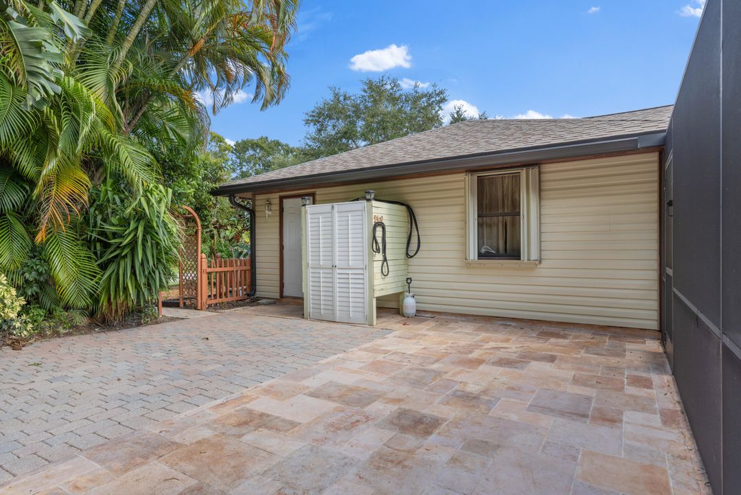 Active With Contract: $425,000 (3 beds, 2 baths, 1445 Square Feet)