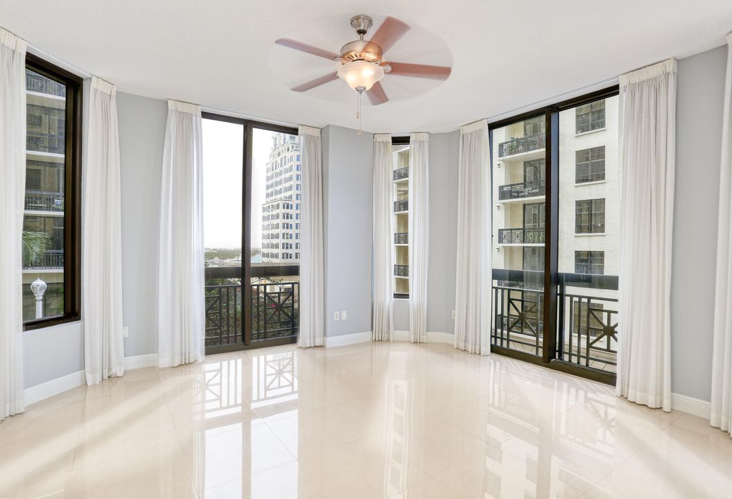 For Sale: $1,050,000 (2 beds, 2 baths, 1625 Square Feet)