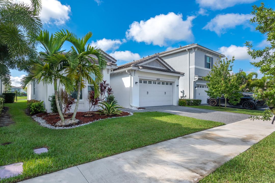 For Sale: $629,000 (3 beds, 2 baths, 1920 Square Feet)