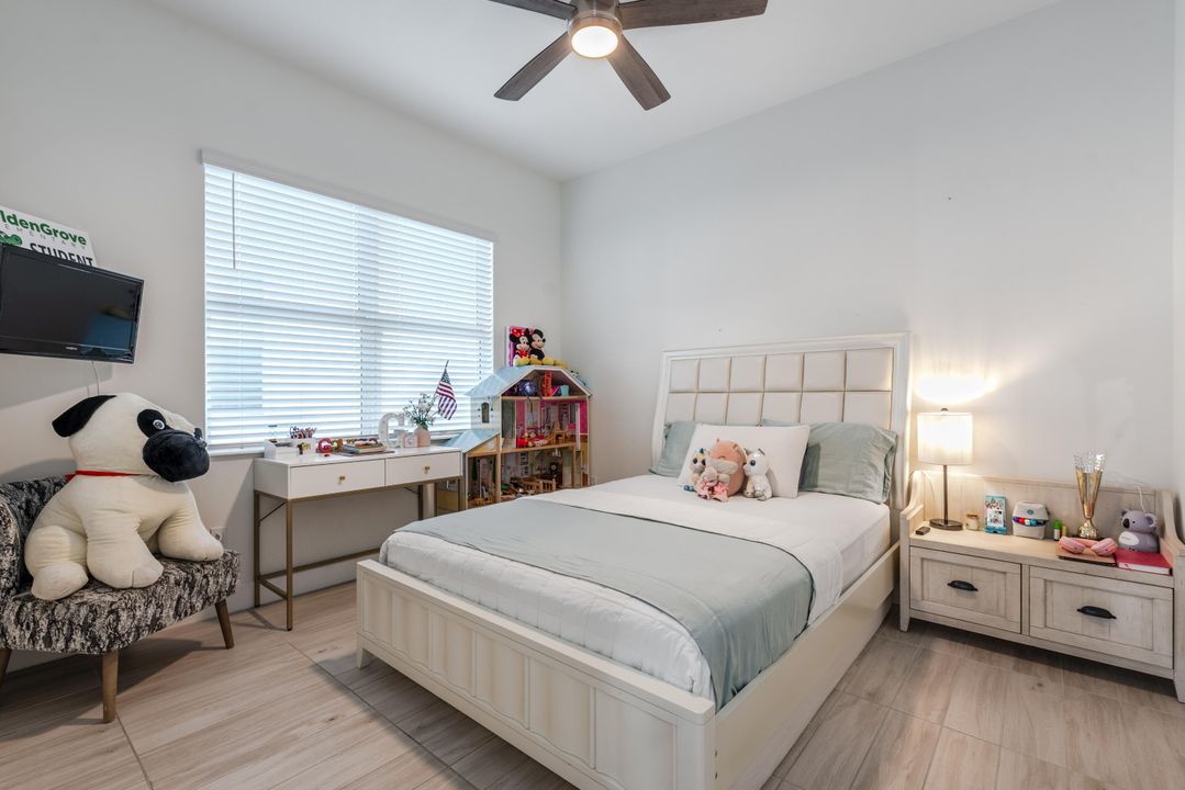 For Sale: $629,000 (3 beds, 2 baths, 1920 Square Feet)