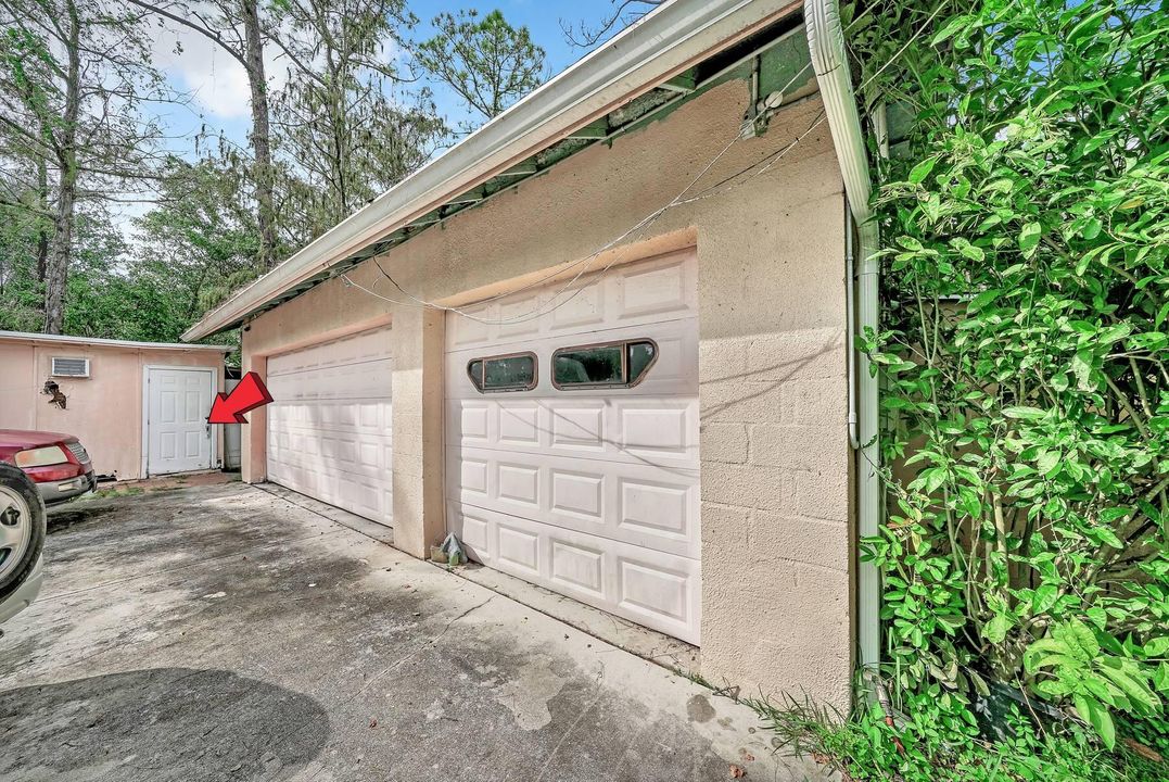 For Sale: $520,000 (3 beds, 2 baths, 2223 Square Feet)