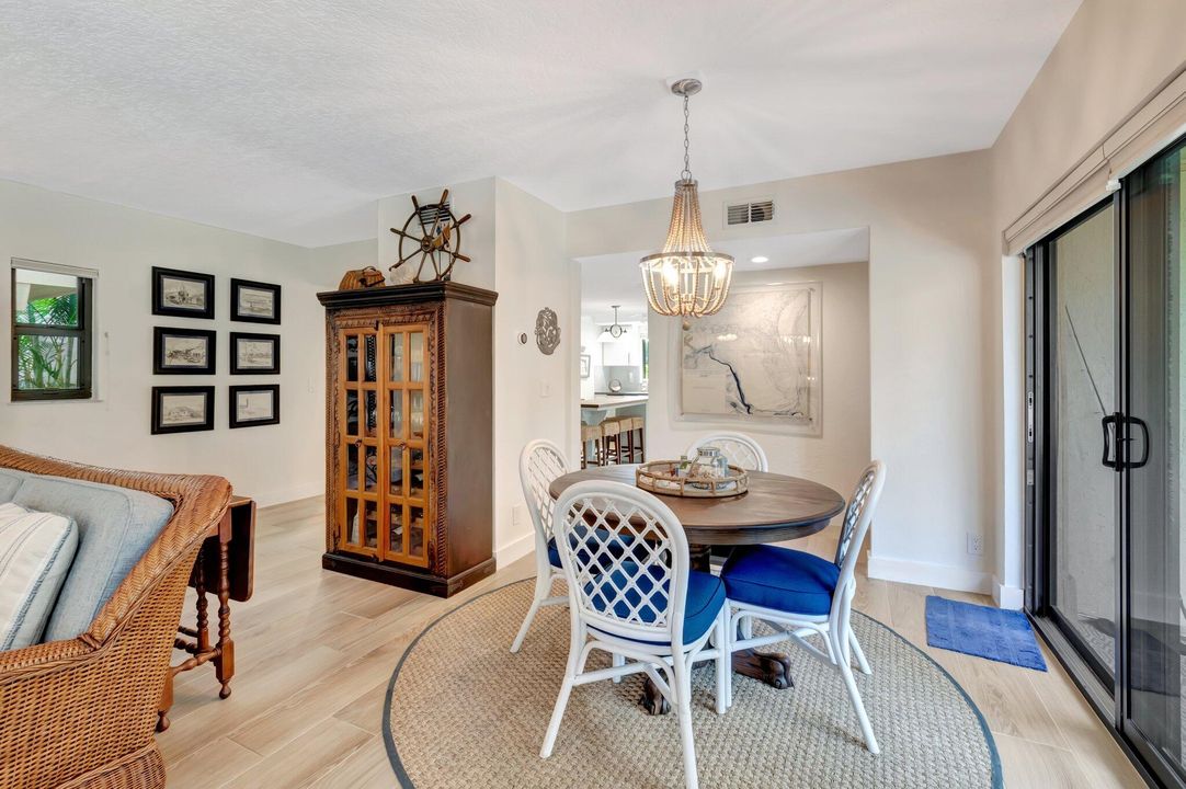 For Sale: $1,099,000 (3 beds, 2 baths, 1581 Square Feet)