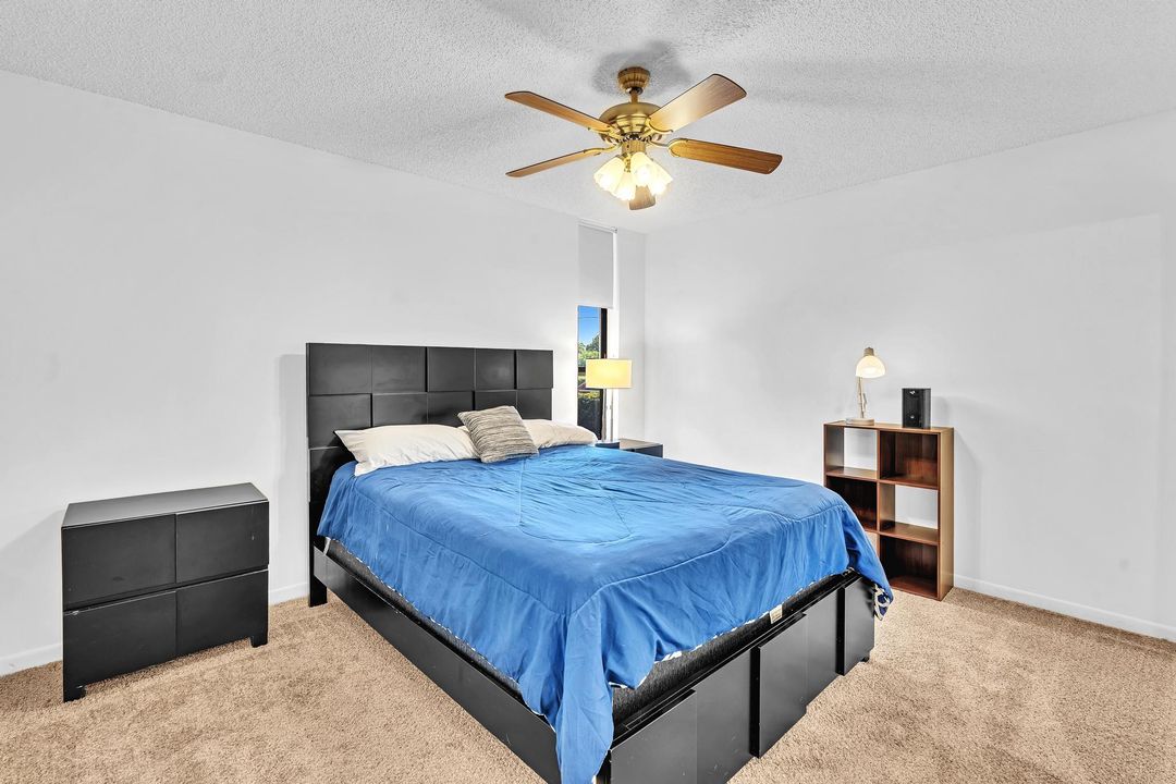 For Sale: $229,900 (2 beds, 2 baths, 1 Square Feet)