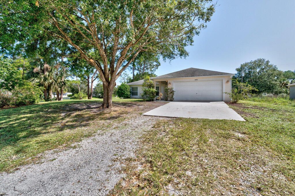 For Sale: $294,500 (3 beds, 2 baths, 1248 Square Feet)