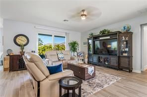 For Sale: $540,000 (3 beds, 2 baths, 1915 Square Feet)