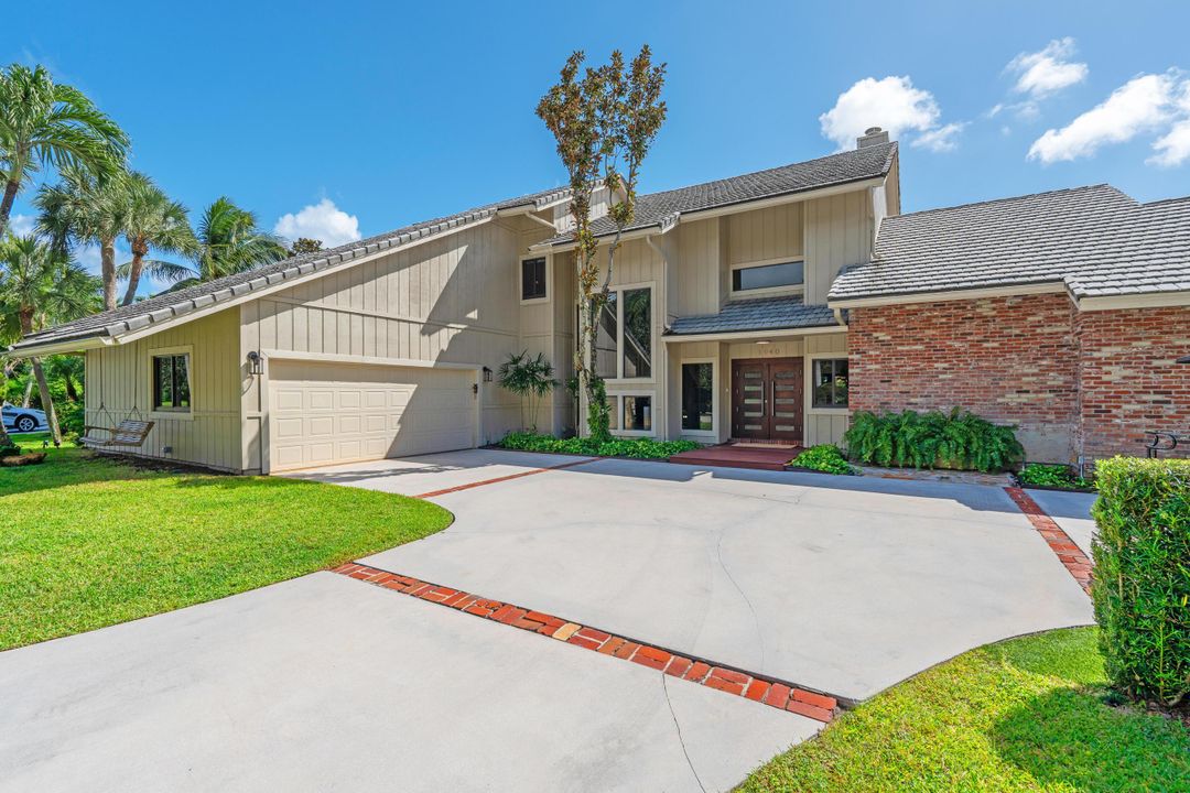 For Sale: $1,899,000 (5 beds, 3 baths, 3767 Square Feet)