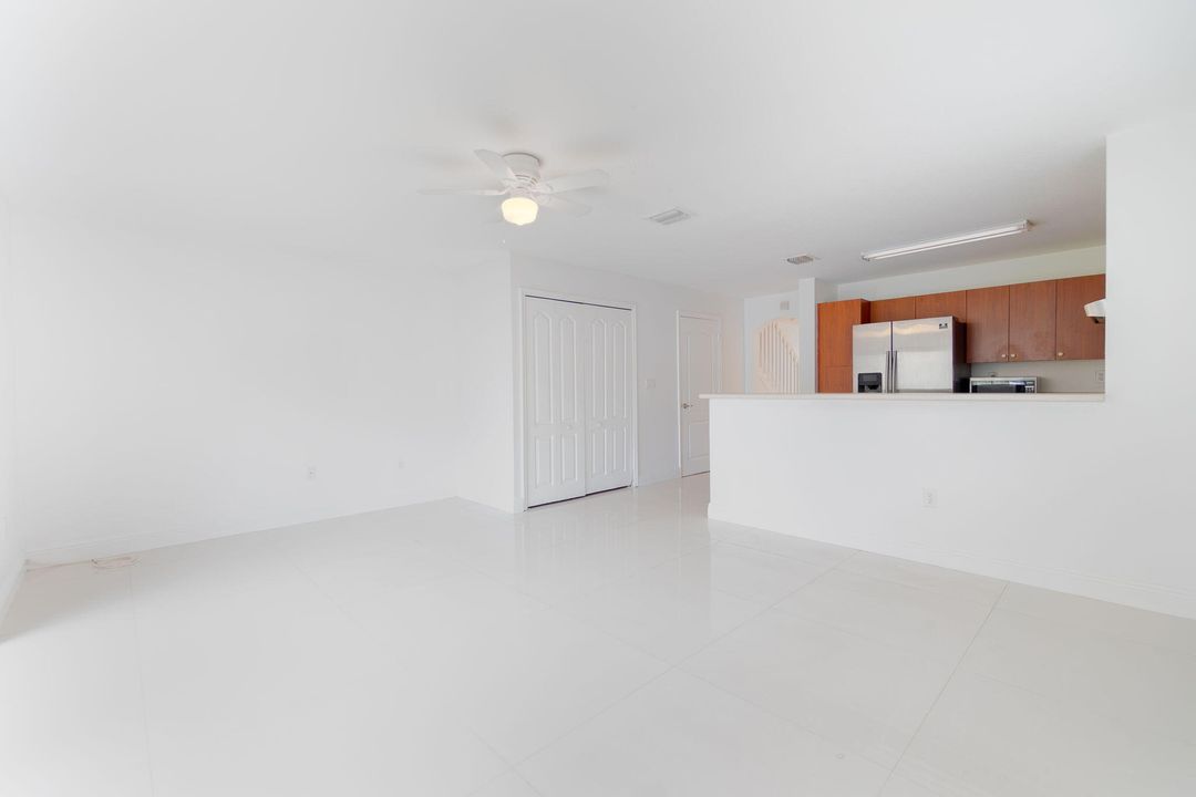 For Sale: $455,000 (3 beds, 2 baths, 1470 Square Feet)