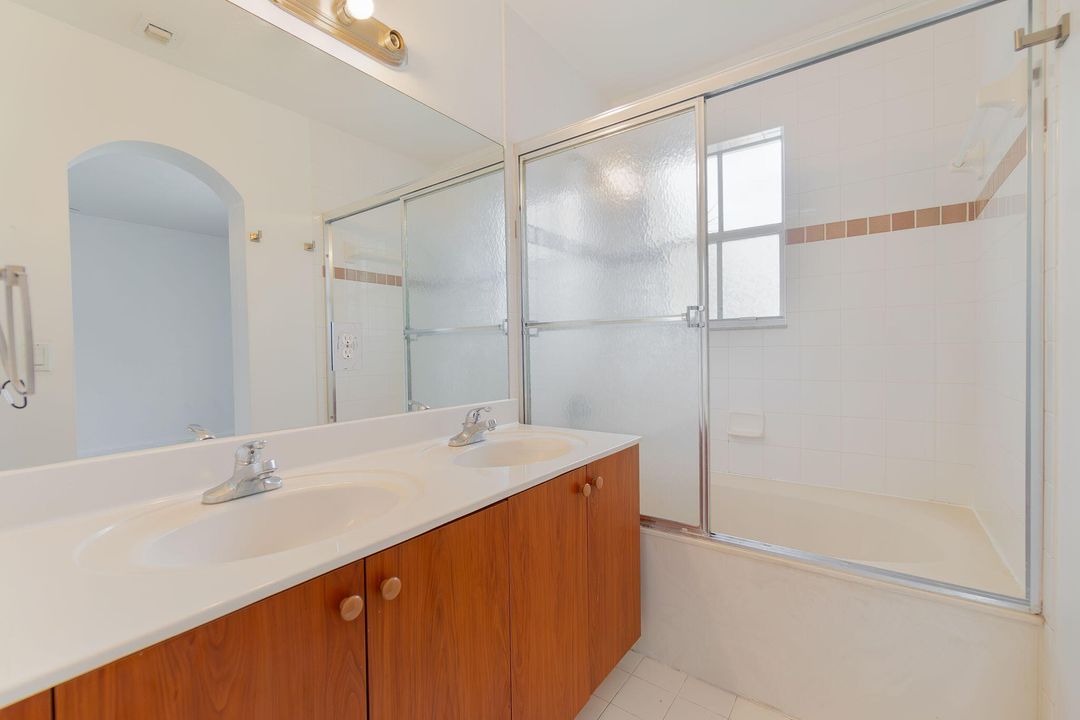 For Sale: $455,000 (3 beds, 2 baths, 1470 Square Feet)