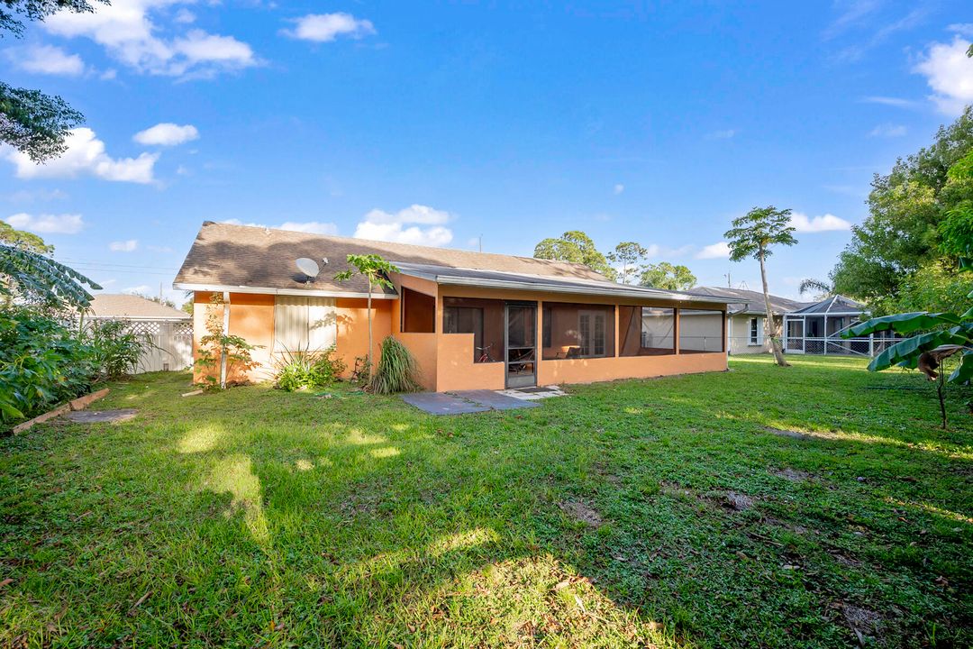 For Sale: $360,000 (3 beds, 2 baths, 1410 Square Feet)