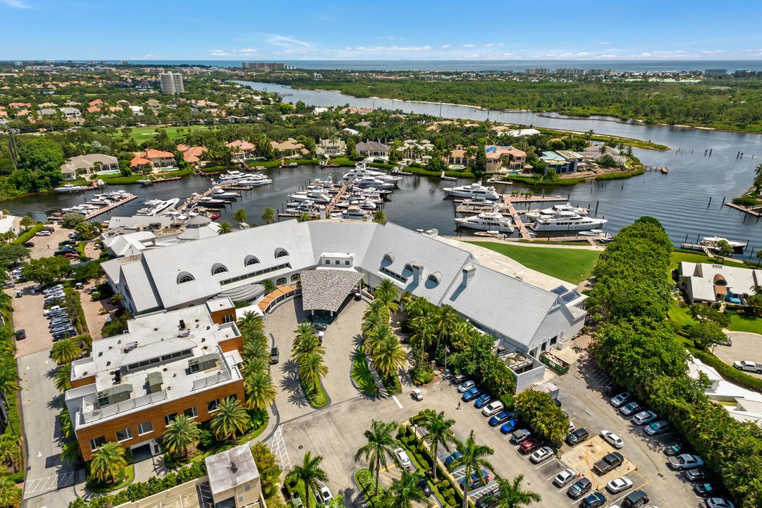 For Sale: $3,250,000 (3 beds, 2 baths, 2469 Square Feet)