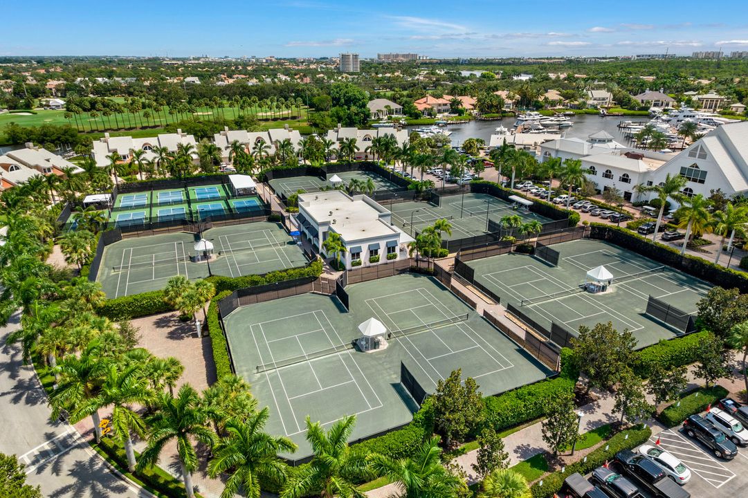 For Sale: $3,250,000 (3 beds, 2 baths, 2469 Square Feet)