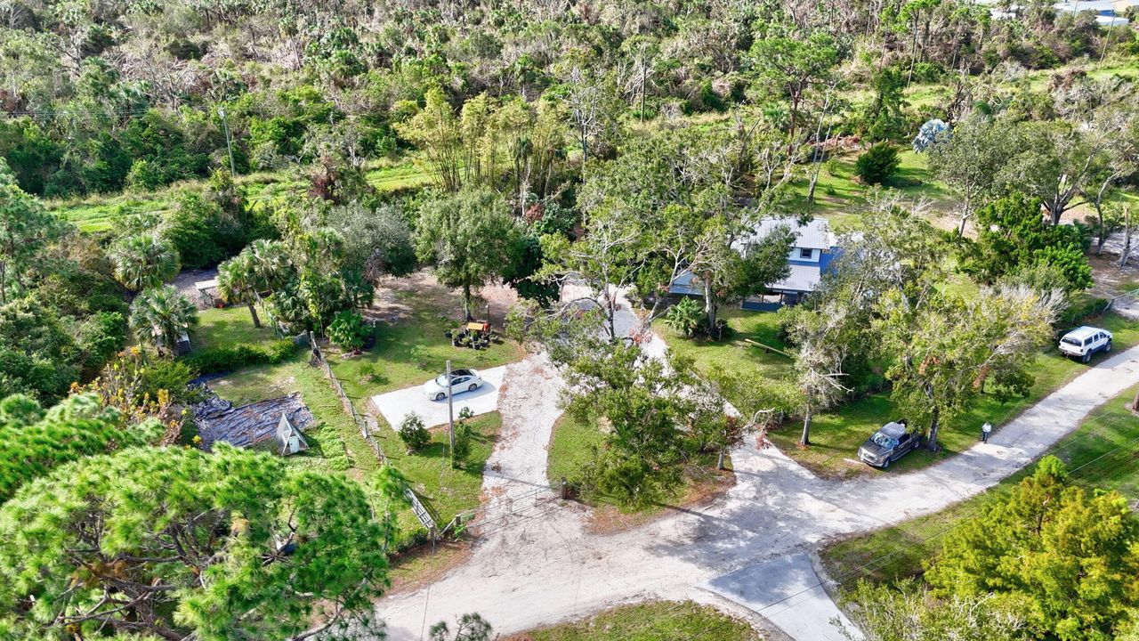 For Sale: $629,000 (3 beds, 2 baths, 2518 Square Feet)