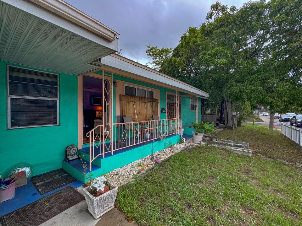 For Sale: $325,000 (3 beds, 1 baths, 1532 Square Feet)