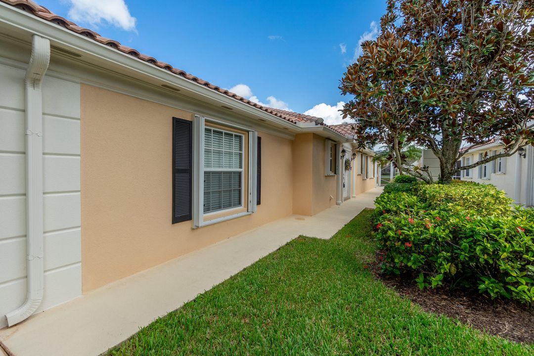 For Sale: $479,900 (2 beds, 2 baths, 1526 Square Feet)